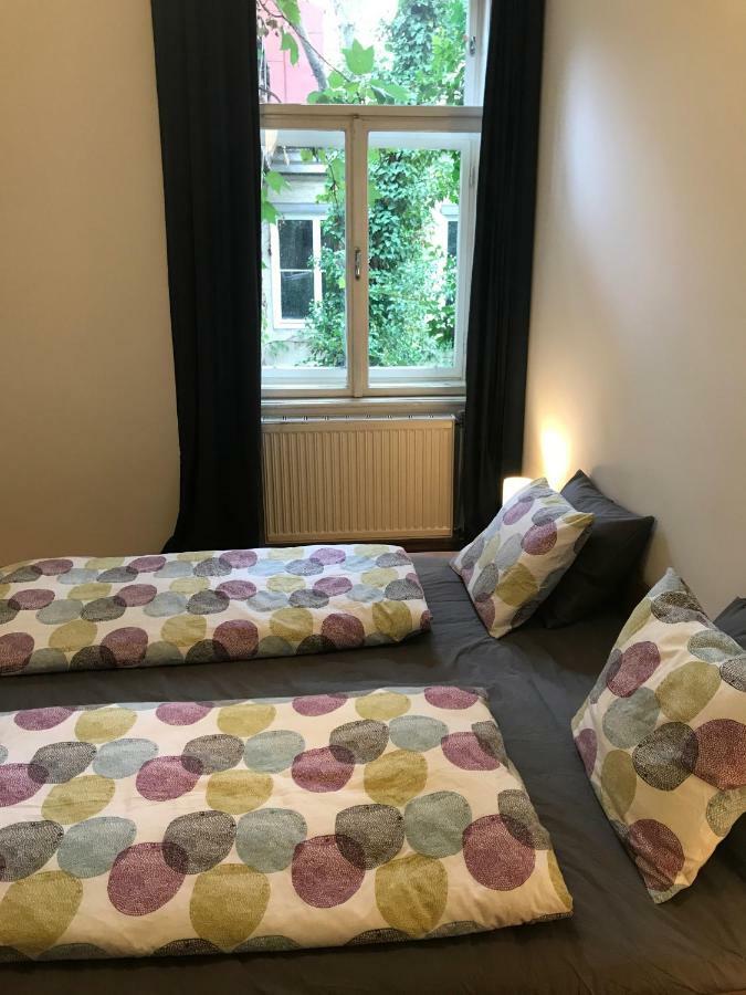 Wiener Lebensgefuehl Im Herzen Der Josefstadt Lägenhet Exteriör bild